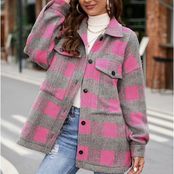 New gray plaid flannel jacket - Picture 6 of 7